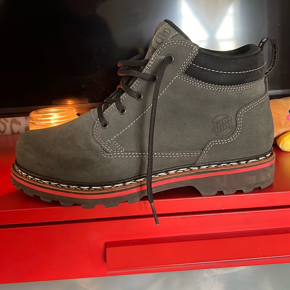 Men’s boots